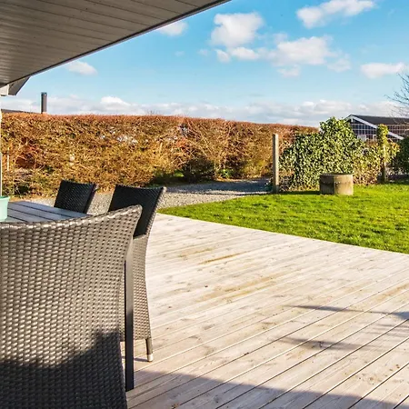 Ferienhaus 5 Person In Hejls-by Traum *